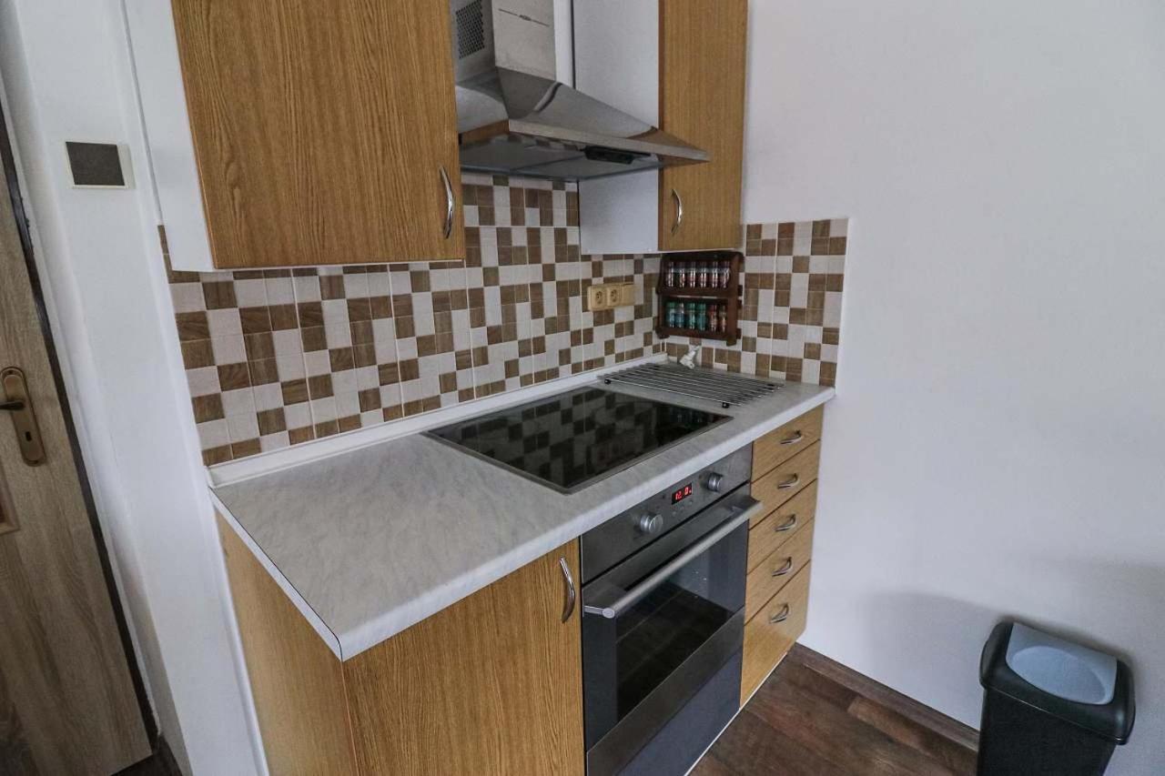 Chalupa Hana Vestec  Екстериор снимка